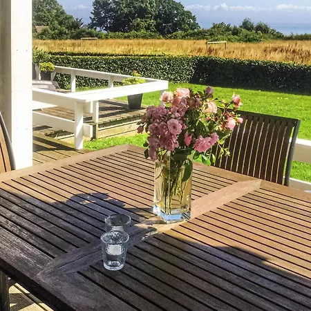 別荘 Bellevue Iii Mommark